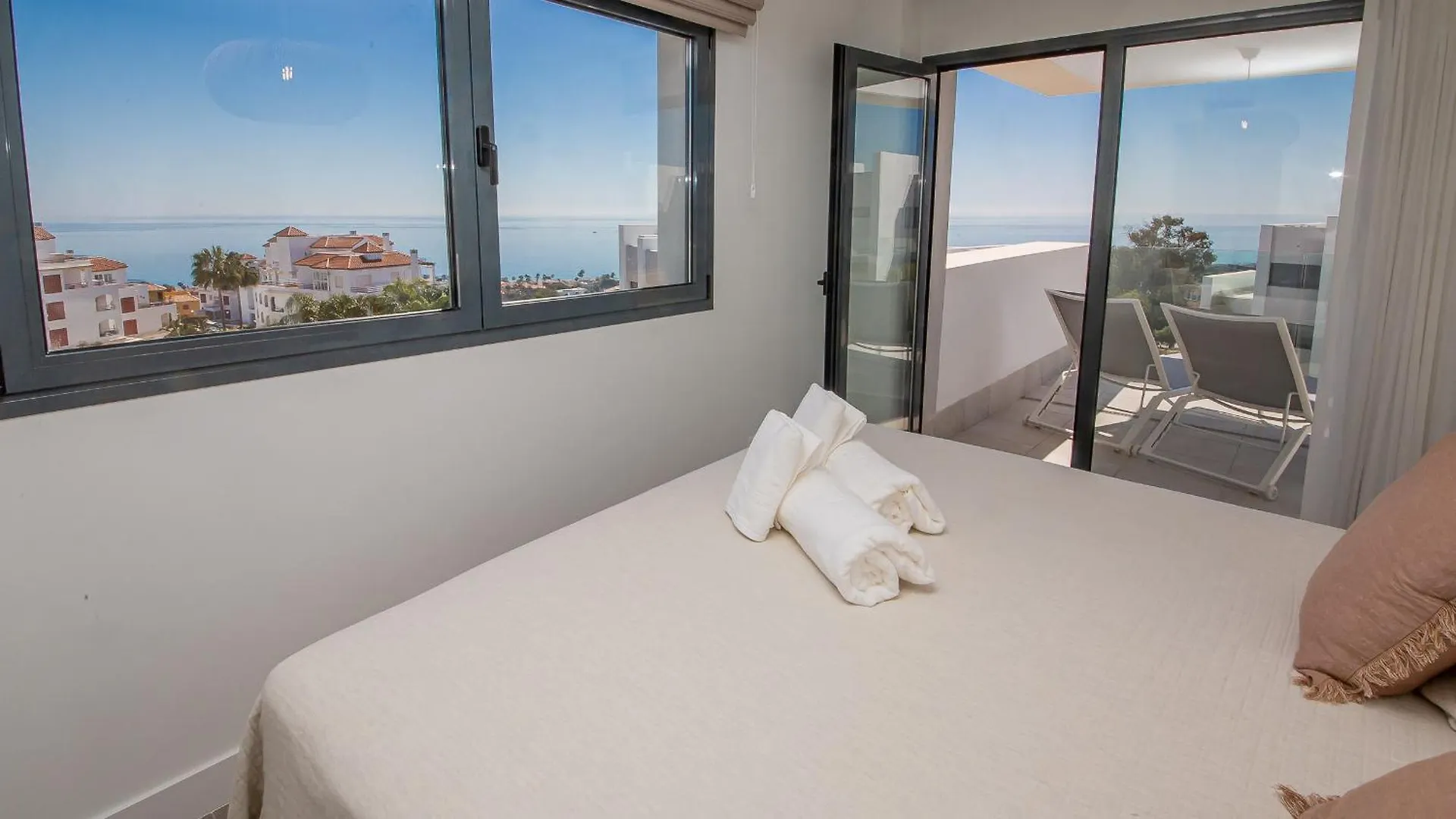 Pure South 62B Apartment Manilva